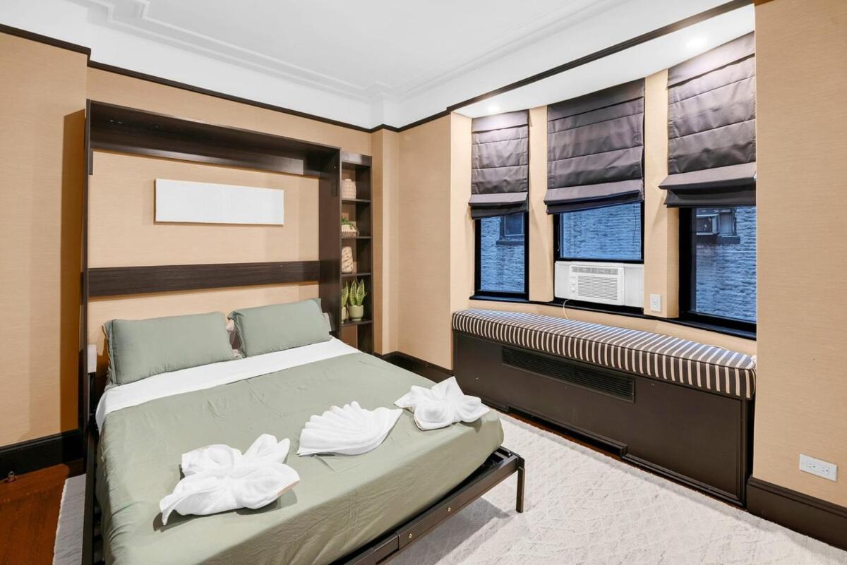 Beautiful Near Times Square With Gym & Patio Appartement