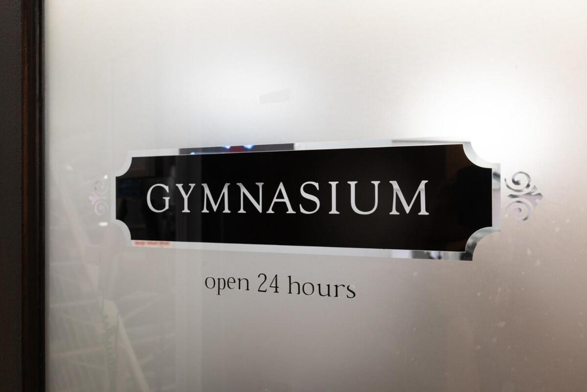 Appartement Beautiful Near Times Square With Gym & Patio